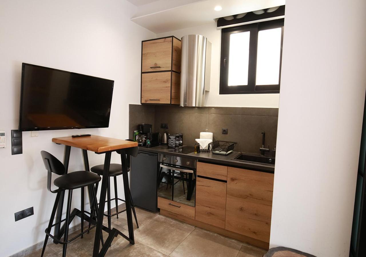 Emily In Athens - Central Design Awarded Flat Syntagma E3 Extérieur photo